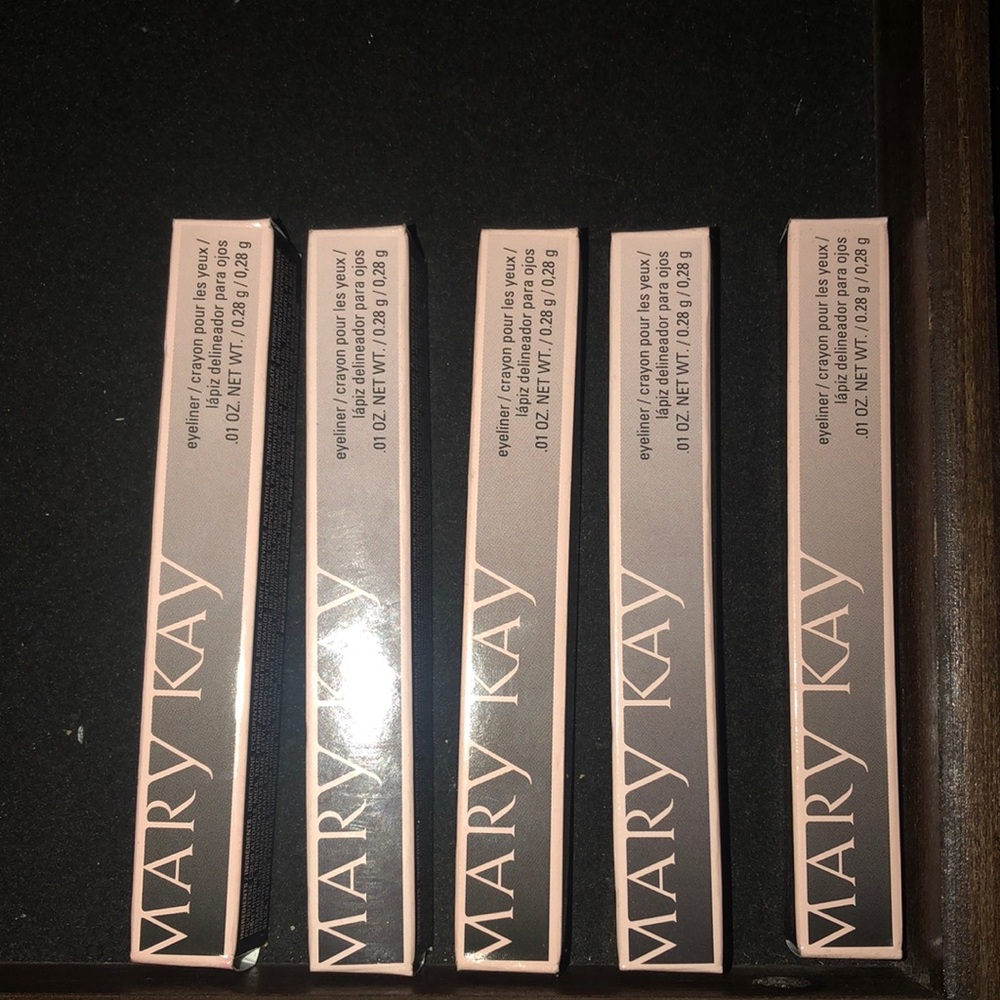 Mary Kay eyeliner